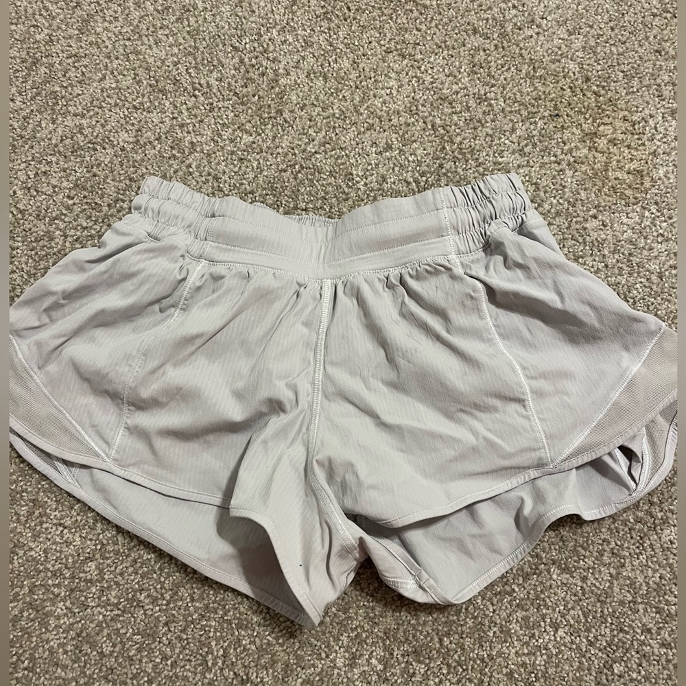 Lululemon Hotty Hot shorts inseam 2.5